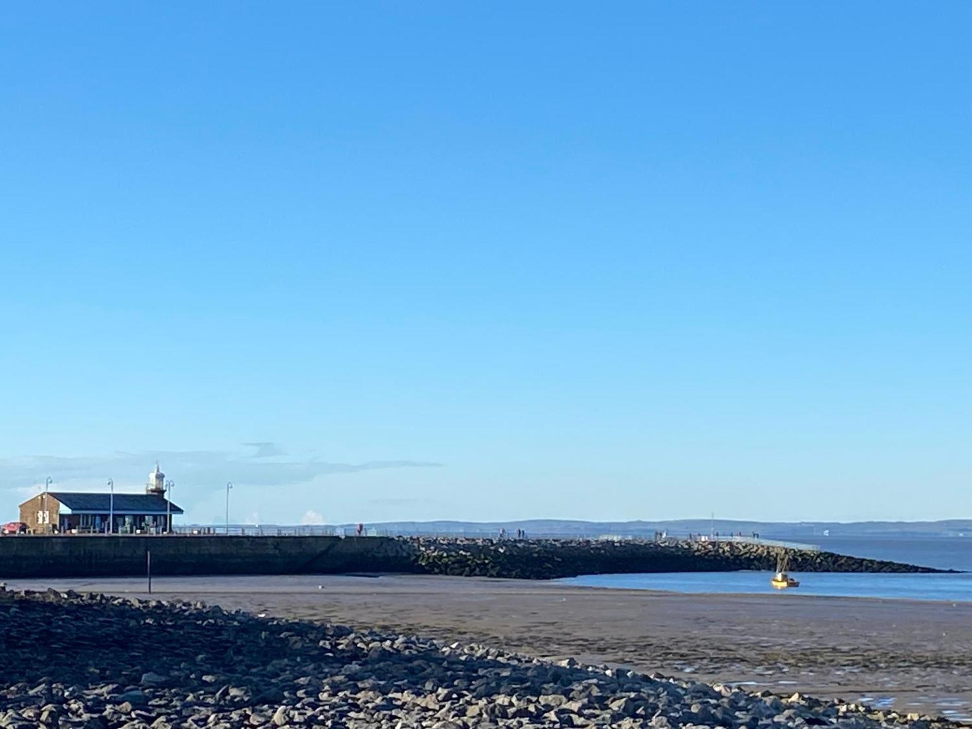 Stylish Apartments Near The Sea Front At Morecambe Heysham Bagian luar foto